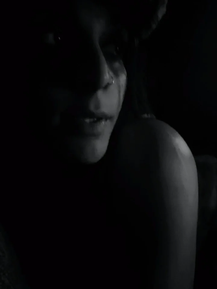 Ava in shadow, black and white